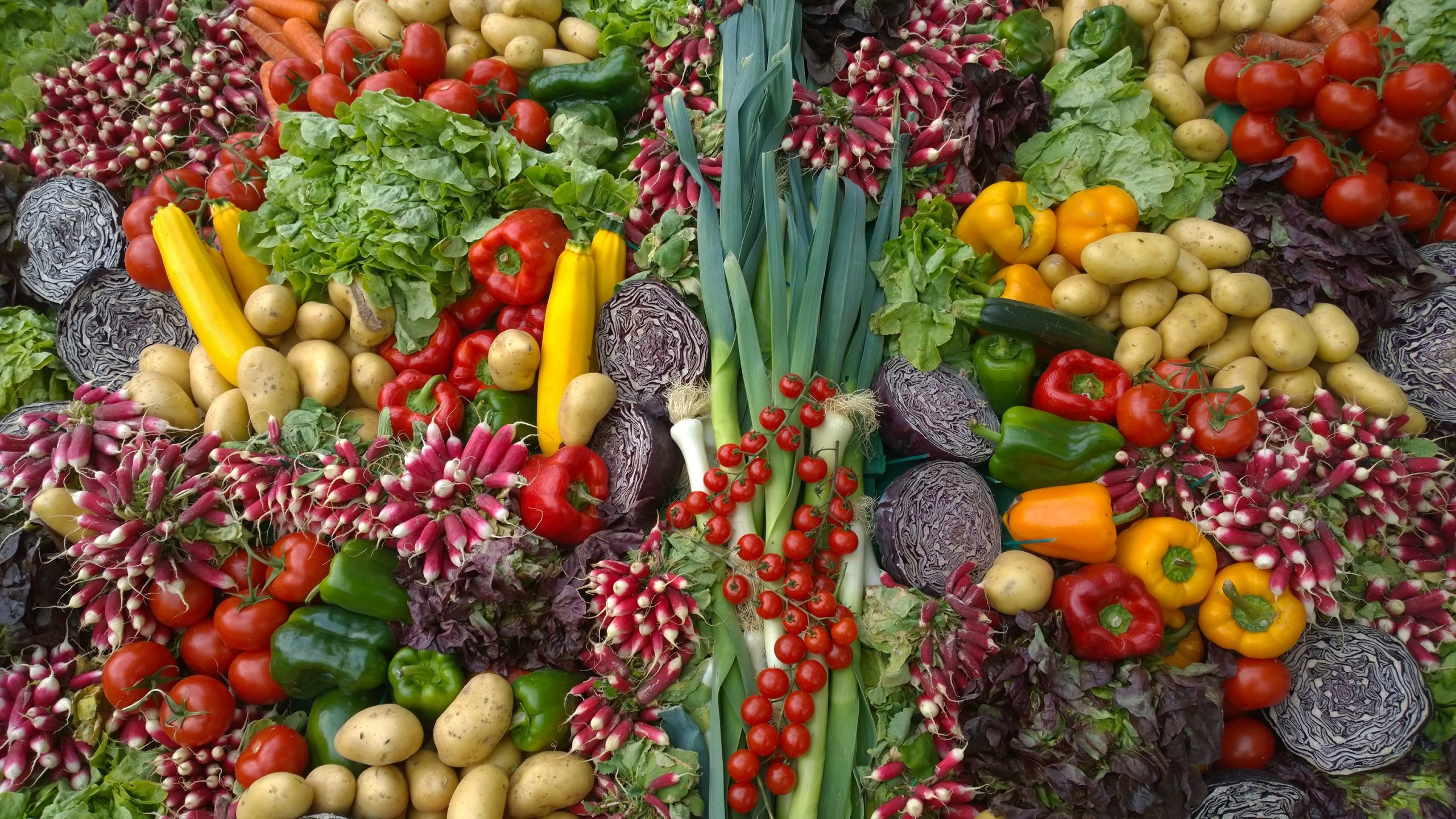 捨てられてしまう 規格外 の野菜や果物 無駄をなくすために私たちにできることは何だろう Hatch 自然電力のメディア